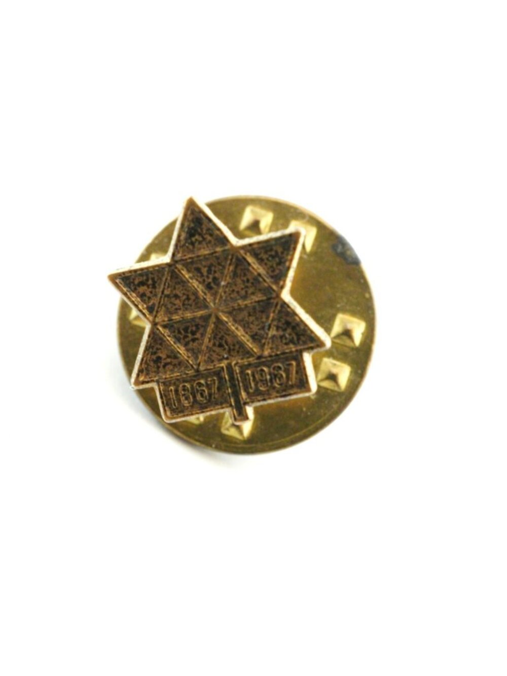 Vintage Canada Canadian Centennial 1867-1967 Brass Maple Leaf Lapel Pin